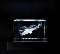 Ми-35. Кристалл из стекла с монохромной подсветкой. Сувенир на День армейской авиации.
